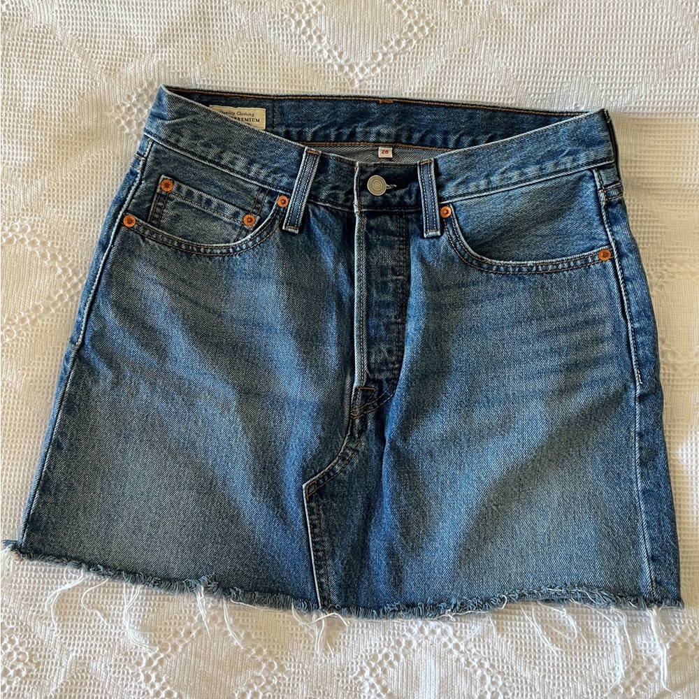 Like new, Levi’s, size 28, cutoff Jean mini skirt